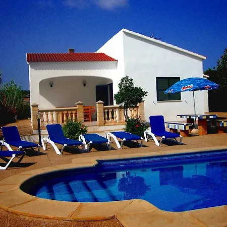 Luz: Refugio De Calma Y Belleza En Menorca קאלה אן בלאנס