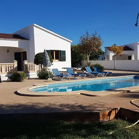 Luz: Refugio De Calma Y Belleza En Menorca קאלה אן בלאנס
