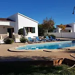 Luz: Refugio De Calma Y Belleza En Menorca Cala'N Blanes (Menorca)