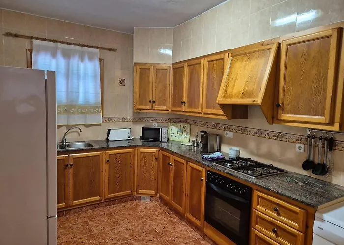 Luz: Refugio De Calma Y Belleza En Menorca Cala'N Blanes (Menorca)