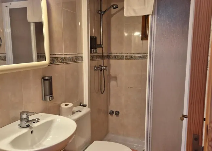 Casa de Férias Luz: Refugio De Calma Y Belleza En Menorca Cala'N Blanes (Menorca)