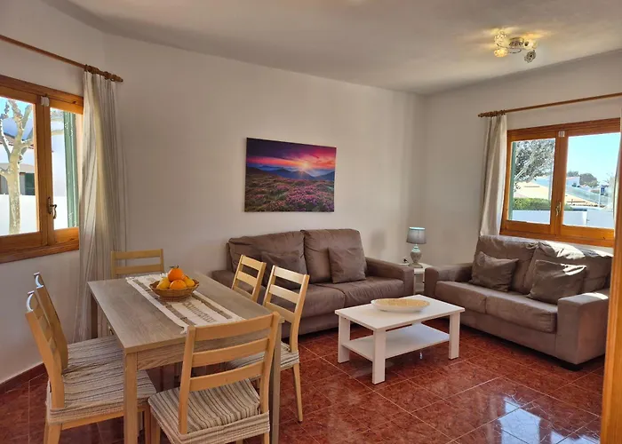 Casa de Férias Luz: Refugio De Calma Y Belleza En Menorca Cala'N Blanes (Menorca)