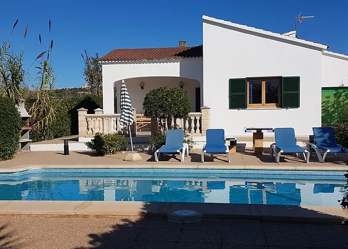 Luz: Refugio De Calma Y Belleza En Menorca